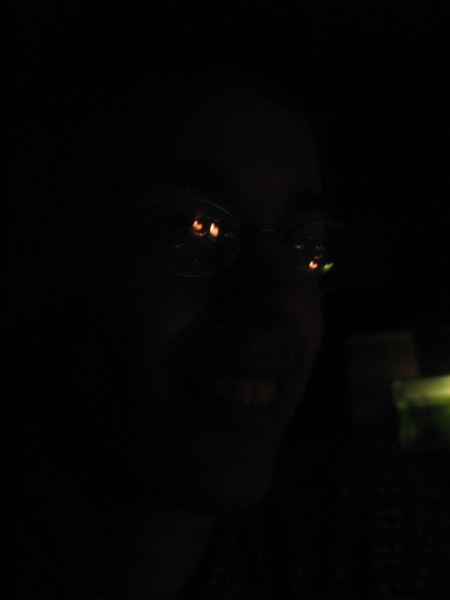 Dvě světýlka ve tmě