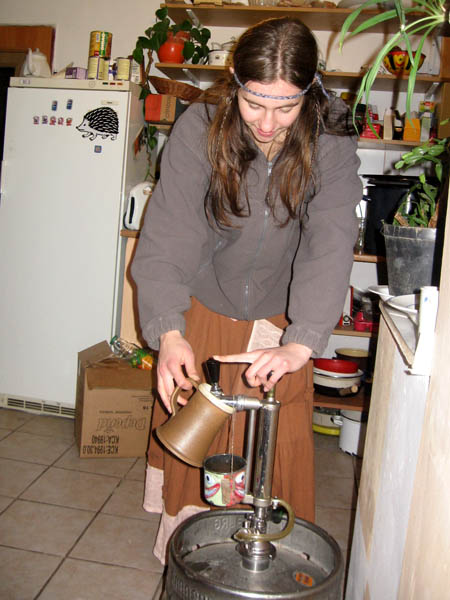 Nakonec už jen dopít zbytky Kofoly