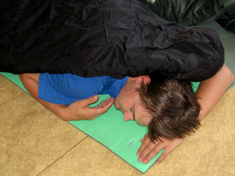 Thingol spí,Thingol spí