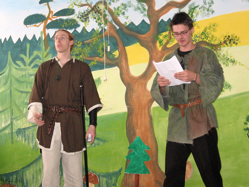 A opět se při tom strašně ksichtí:)