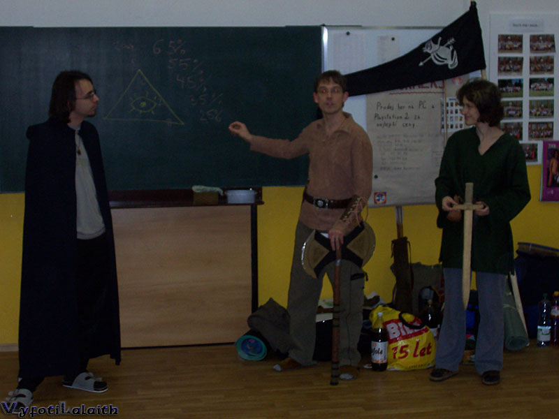 trojitý PJ si úvod dal