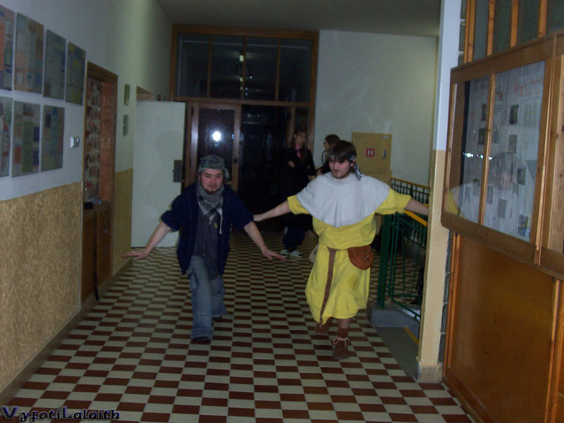 co krok to skok, co skok to sedm mil.