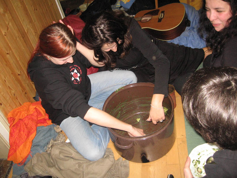 Žabijáci málem žblajzli i hrnec:)