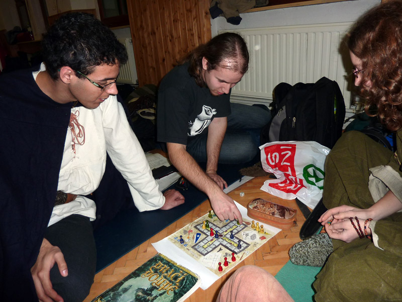 Ať se nám čas nevleče, zahrajem si člověče