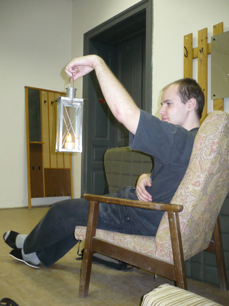 Doba Úsvitconu začala a lucerna se rozžala.