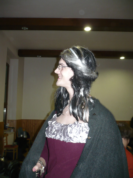 Zde ho máme v plné kráse, Francescou teď nazývá se.