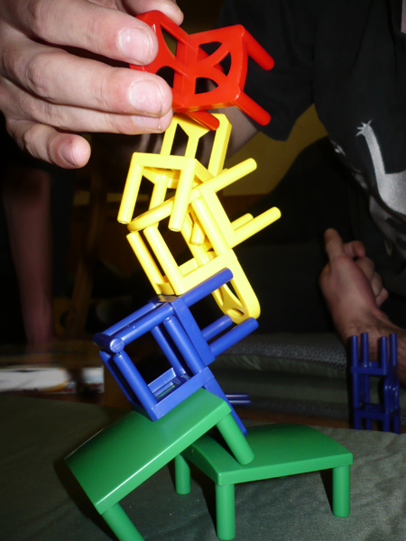 Abychom se nenudili, komín jsme si postavili