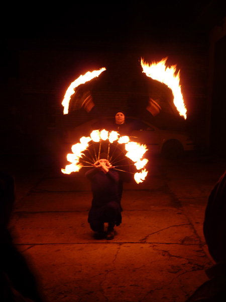 Anet se Žabou připravily ohnivou šou