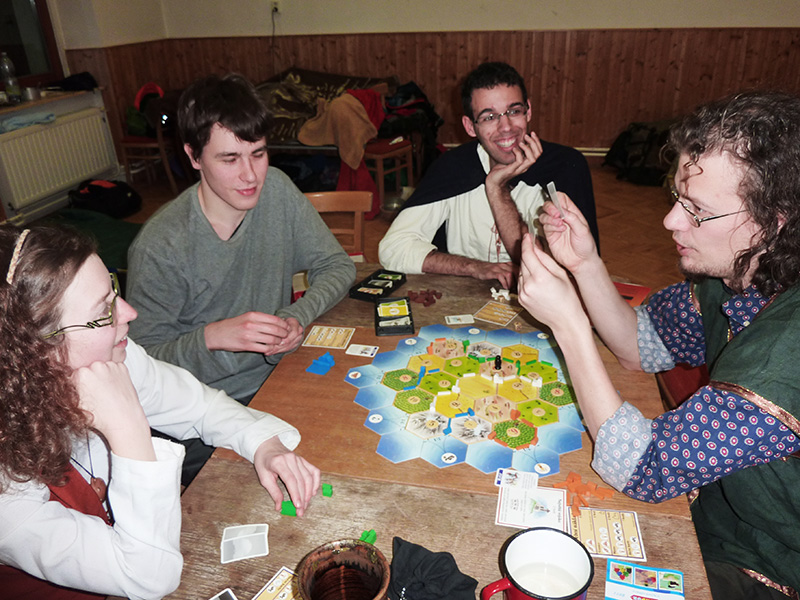 Volnou si Lovci krátili Osadníky 